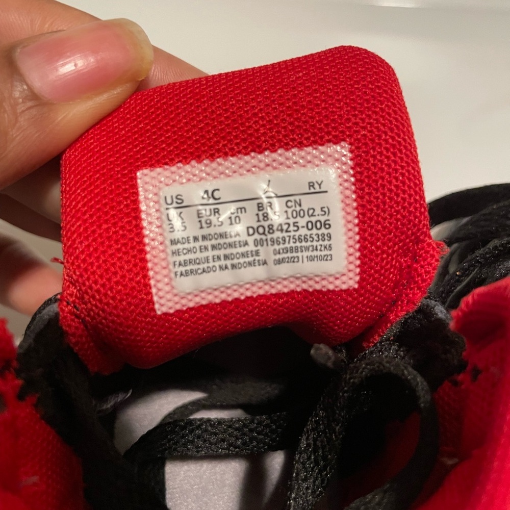 4C Jordan 1’s - Picture 5 of 6